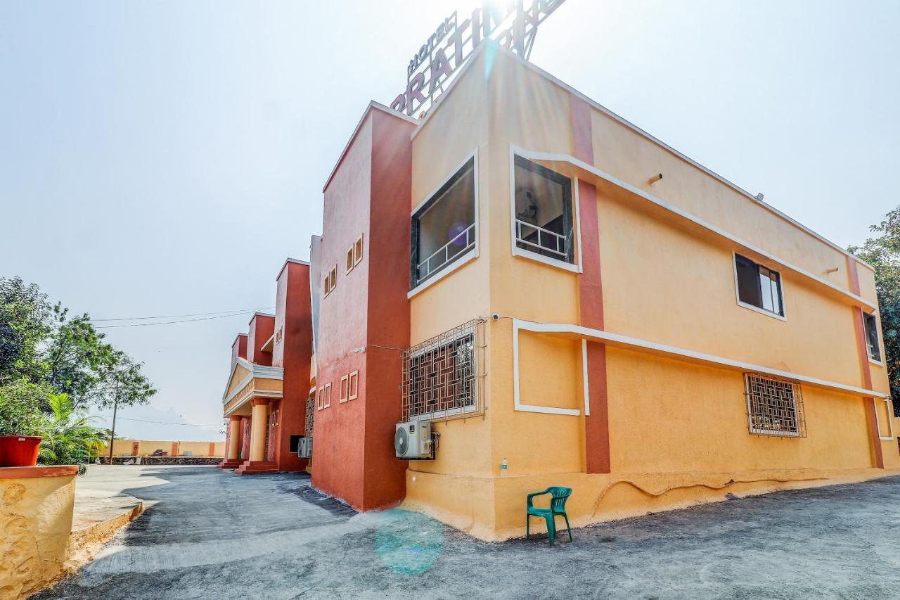 Hotel Apratim Lodging & Boarding Ulhāsnagar المظهر الخارجي الصورة